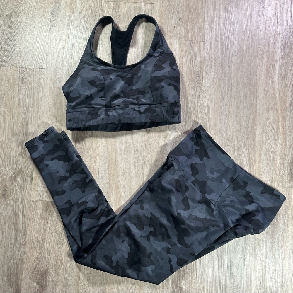 Onzie Workout Set Padded Medium Sports Bra Medium & Leggings XS Black Grey Camo